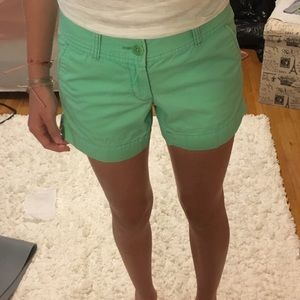 Lily Pulitzer Green Callahan shorts Size 00